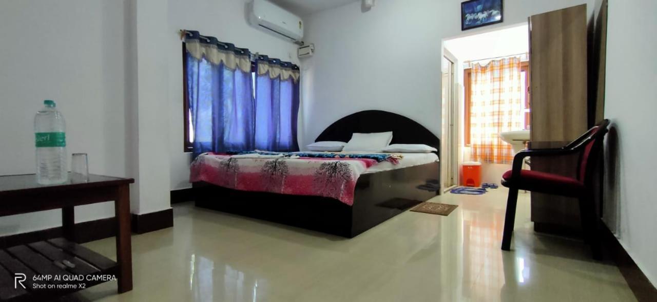 Hotel Highness Sea Rock Sitapur Kültér fotó